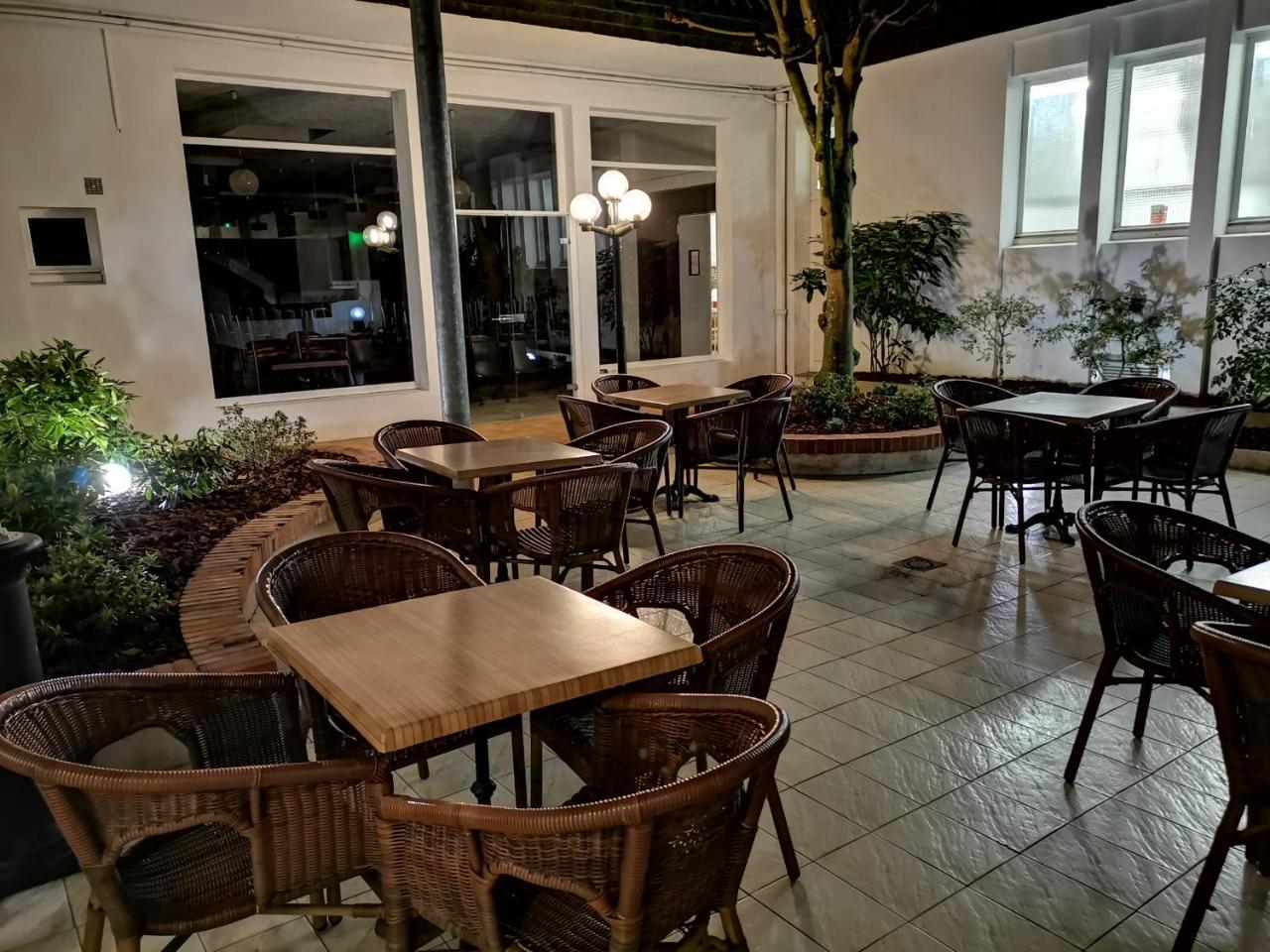 Adonis Lourdes - Notre Dame De La Sarte Hotel Ngoại thất bức ảnh